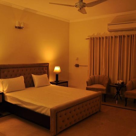 Reina Boutique Hotel - G6/3 อิสลามาบัด ภายนอก รูปภาพ