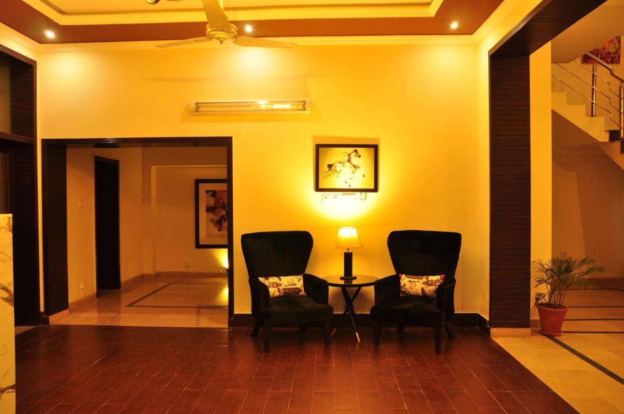 Reina Boutique Hotel - G6/3 อิสลามาบัด ภายนอก รูปภาพ