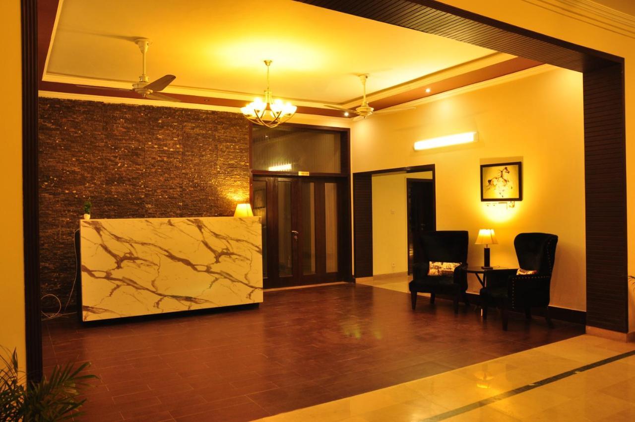 Reina Boutique Hotel - G6/3 อิสลามาบัด ภายนอก รูปภาพ